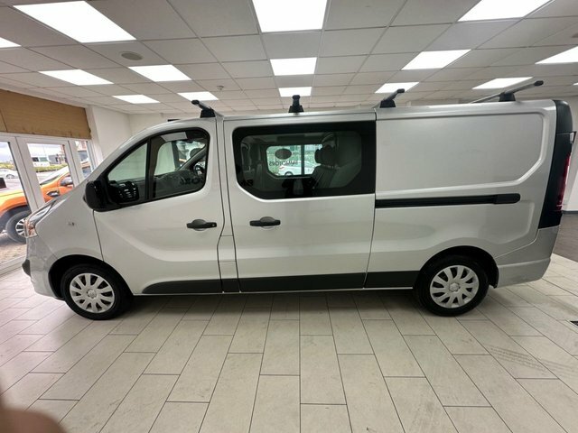 Vauxhall Vivaro 2900 1.6Cdti Biturbo 125Ps White #8