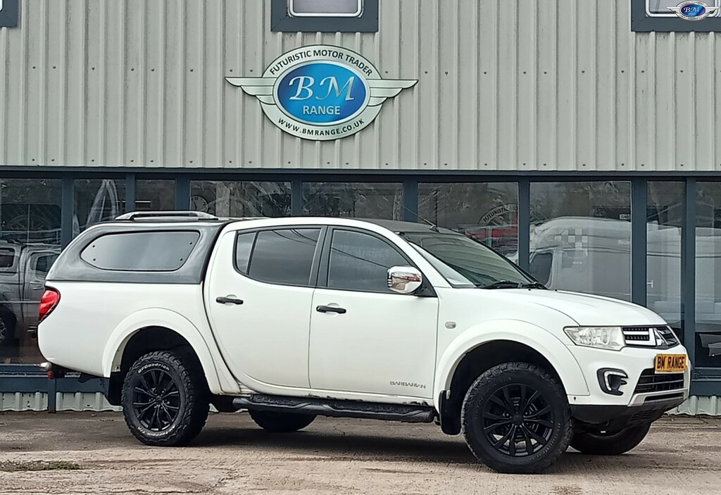 Mitsubishi L200 2.5 Di-d Barbarian Black 2014 White