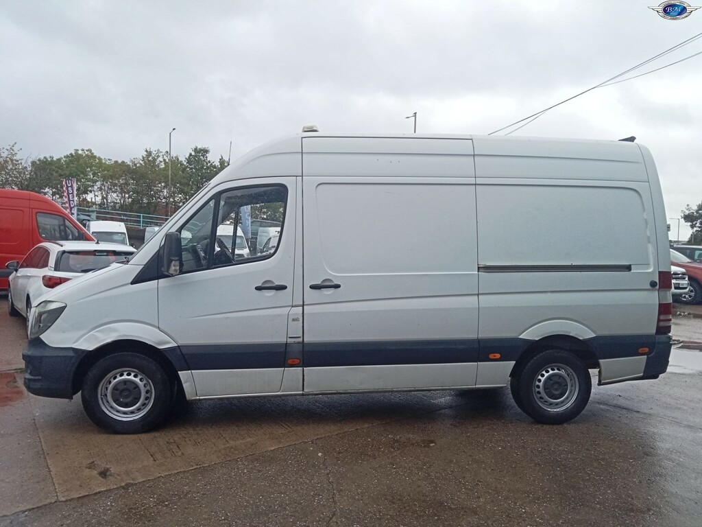 Mercedes-Benz Sprinter 2.1 210 Cdi Blueefficiency Panel Van 7G Black #4