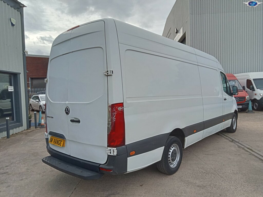 Mercedes-Benz Sprinter Diesel White #9