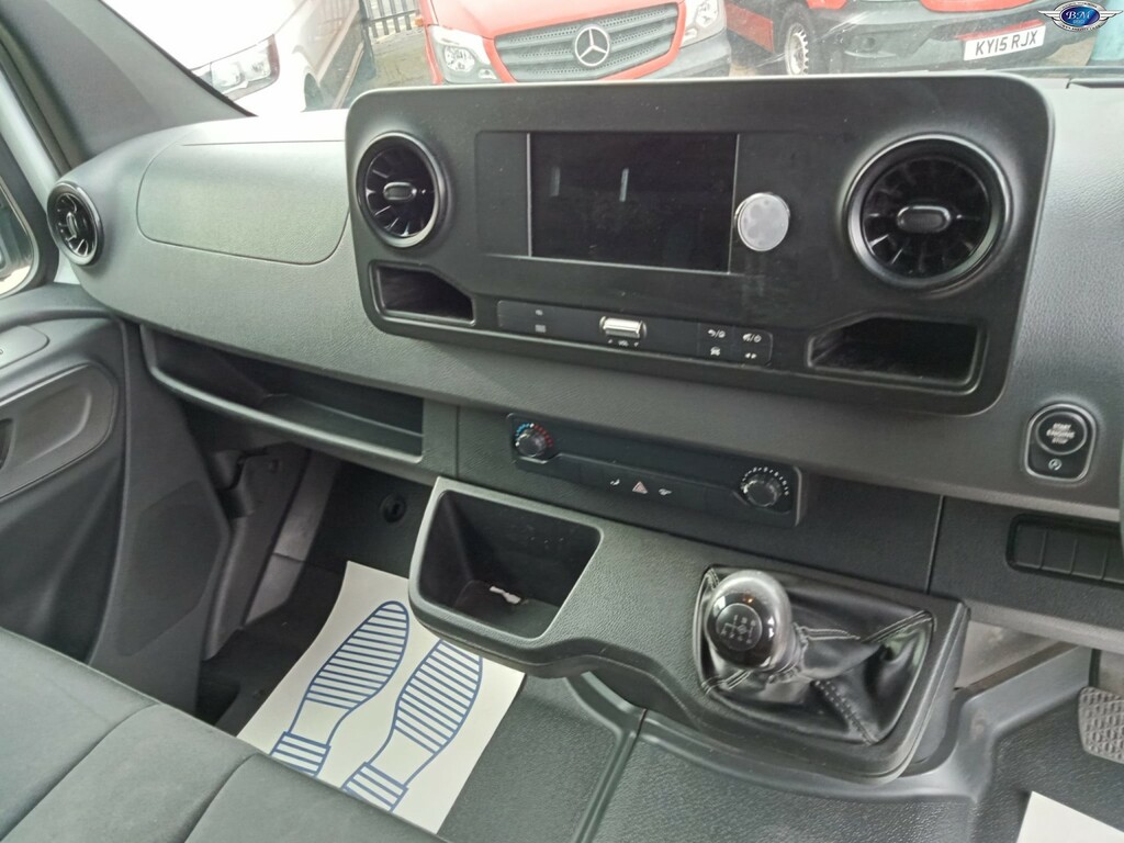 Mercedes-Benz Sprinter Diesel White #10