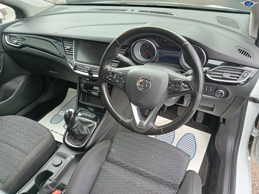 Vauxhall Astra 1.6 Cdti Blueinjection Sri Nav White #2