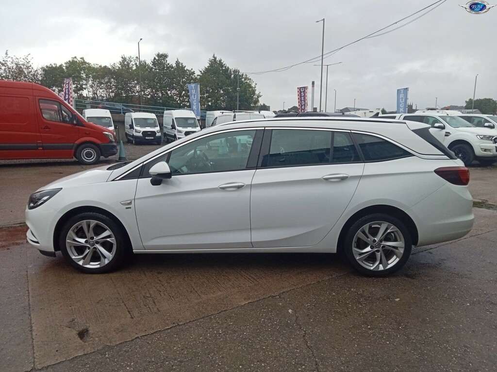 Vauxhall Astra 1.6 Cdti Blueinjection Sri Nav White #4
