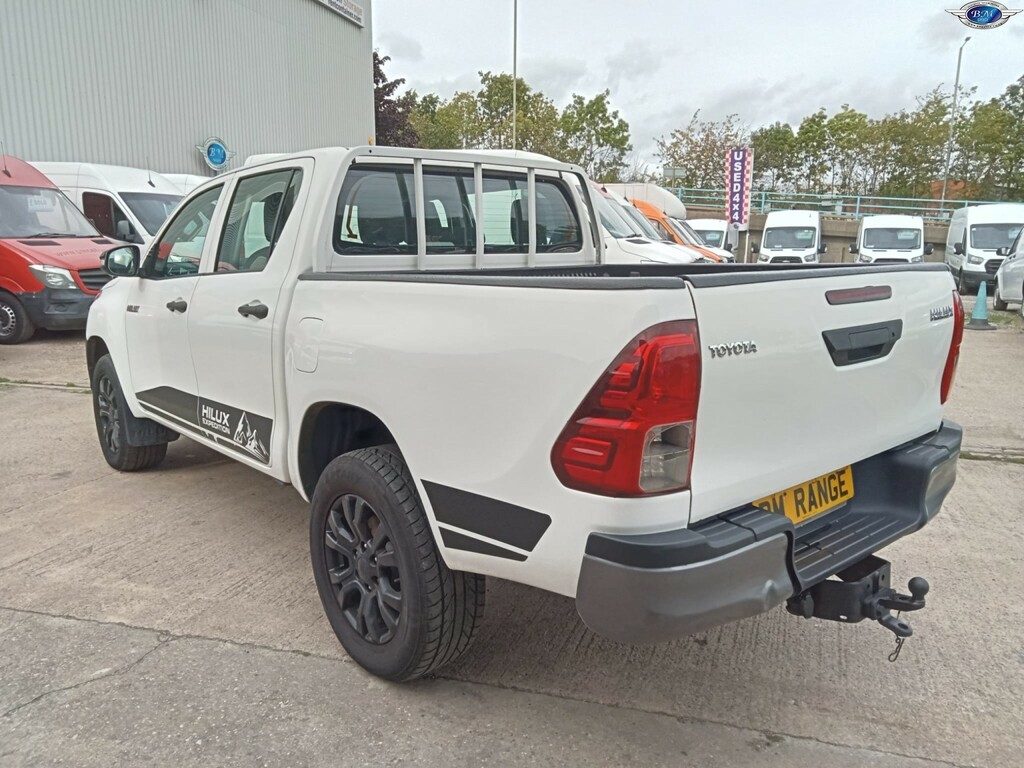 Toyota HILUX 2.4 D-4d Active 2017 White #5