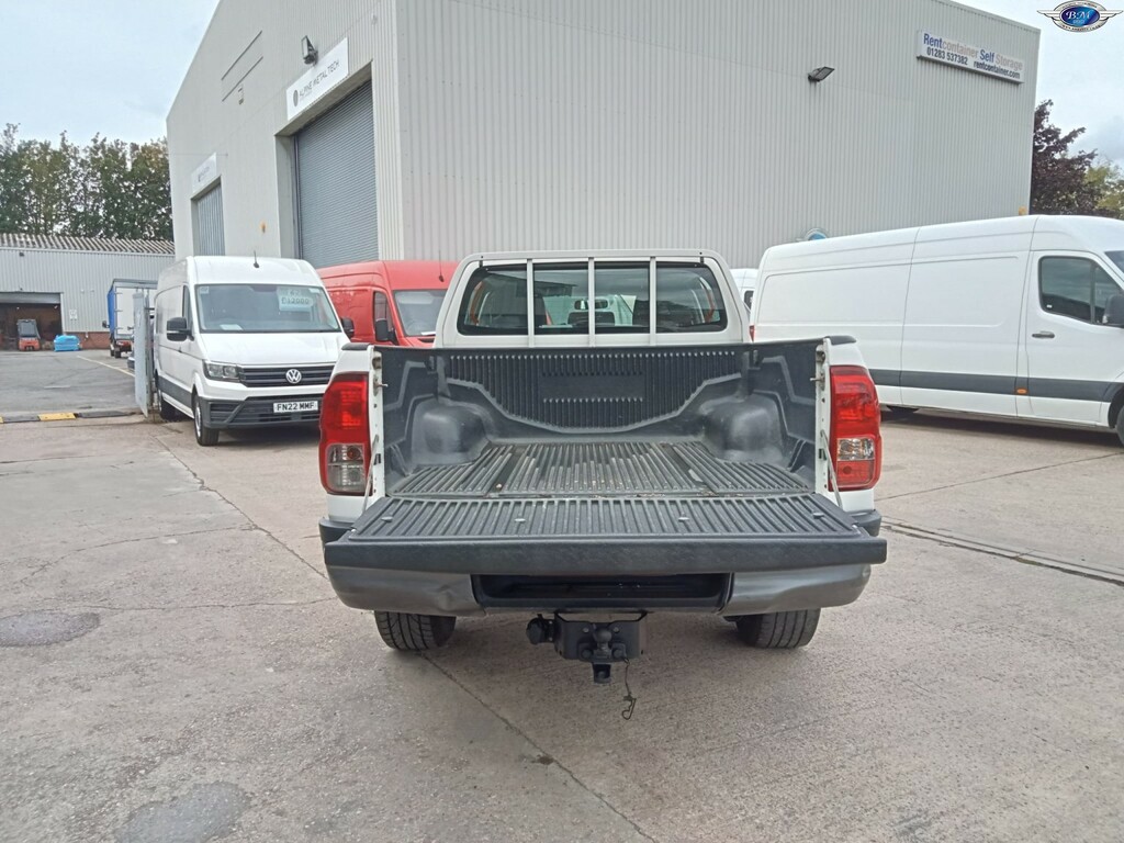 Toyota HILUX Active Extra Cab D-4d Silver #7