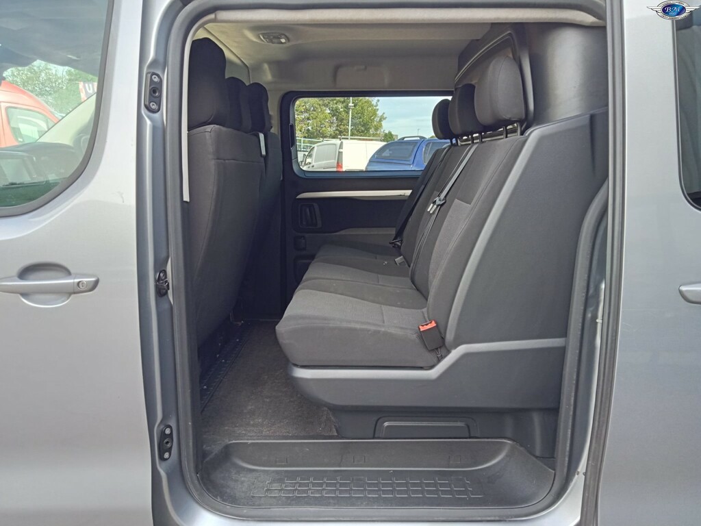 Vauxhall Vivaro 1.5L Edition White #16