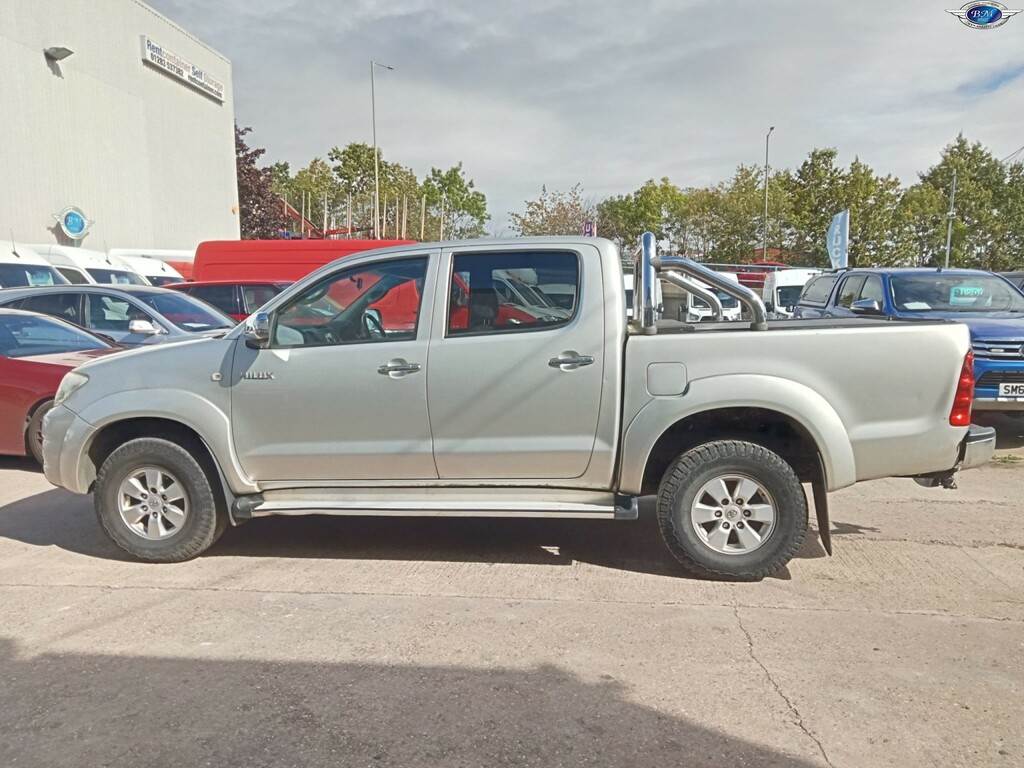 Toyota HILUX 2.5 D-4d Hl3 2010 Silver #4