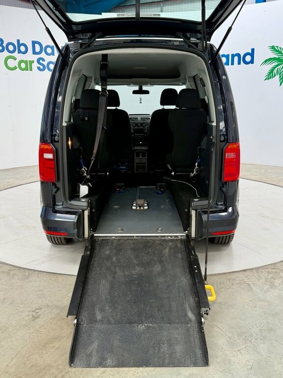 Volkswagen Caddy Life 2L Null Black #15