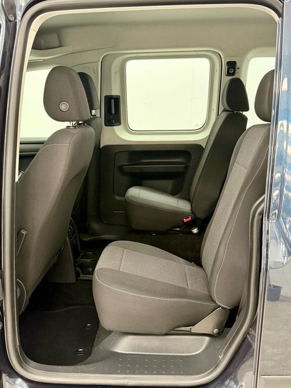 Volkswagen Caddy Life 2L Null Black #22