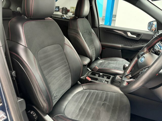 Ford Kuga 1.5 Ecoboost 150 St-line First Edition Red #16