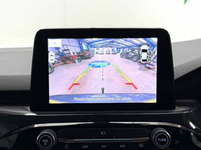 Ford Kuga 1.5 Ecoboost 150 St-line First Edition Red #31