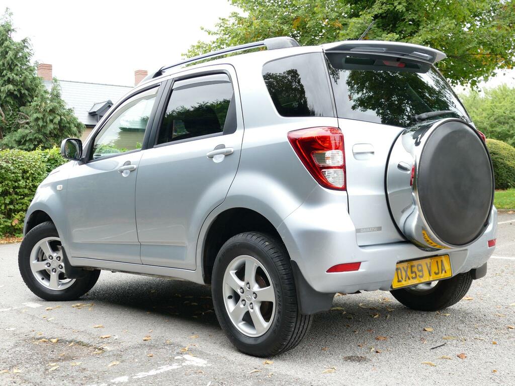 Daihatsu Terios S Silver #3