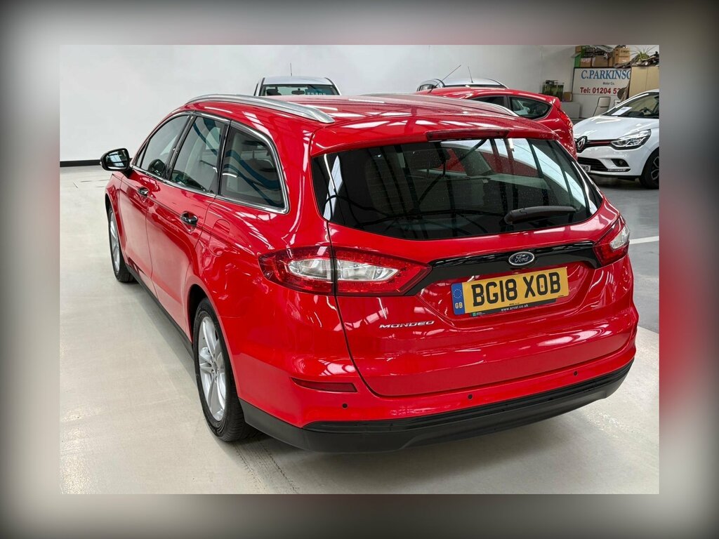 Ford Mondeo 2.0 Tdci Zetec Powershift Euro 6 Ss Red #4