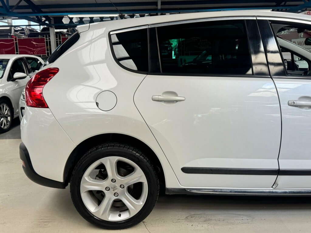 Peugeot 3008 Active Red #25
