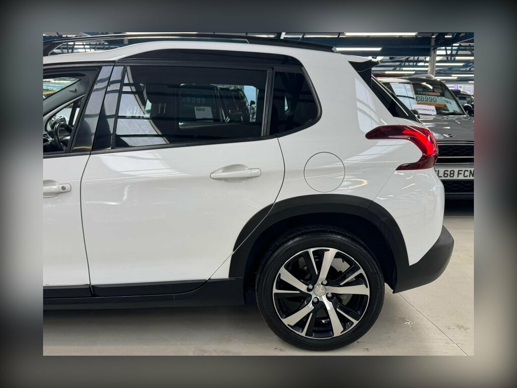 Peugeot 2008 1.2 Puretech Gt Line Eat Euro 6 Ss White #5