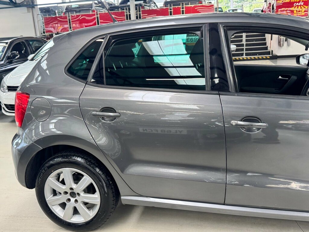 Volkswagen Polo Hatchback Black #12