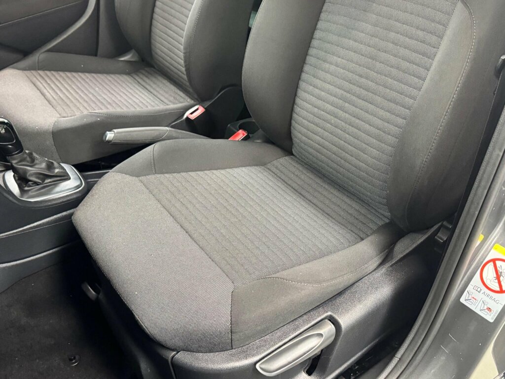 Volkswagen Polo Hatchback Black #38