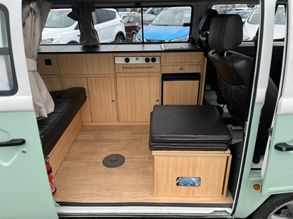 Volkswagen Campervan White #8
