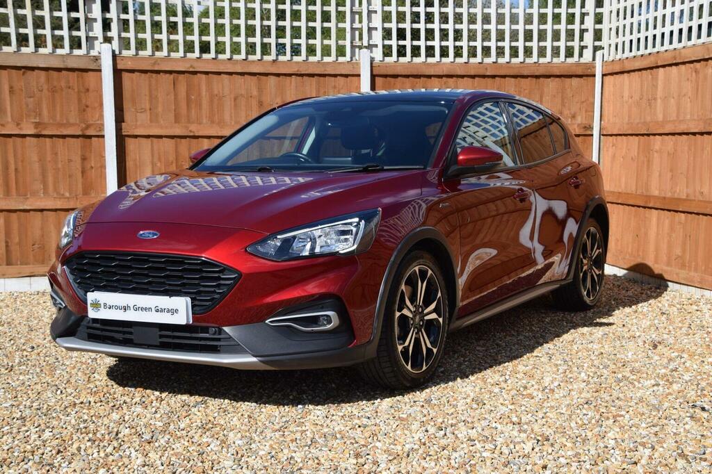 Ford Focus 1.0T Ecoboost Active X Euro 6 Ss Red #4