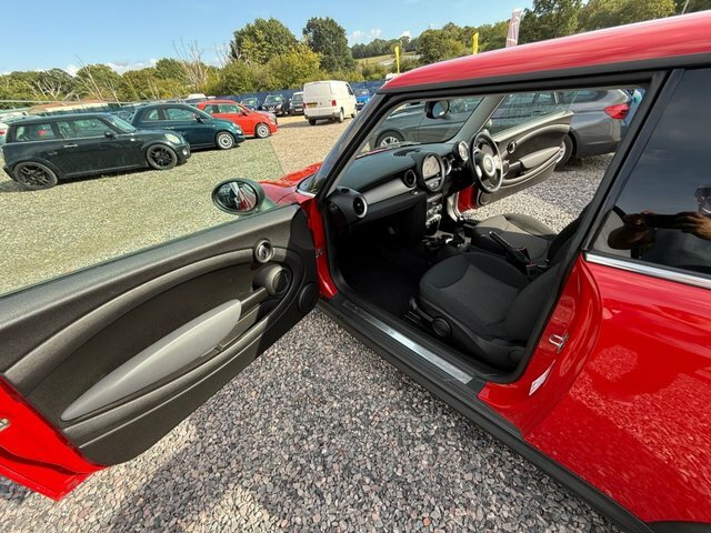 Mini Hatch 1.6 Cooper Steptronic Euro 4 White #16