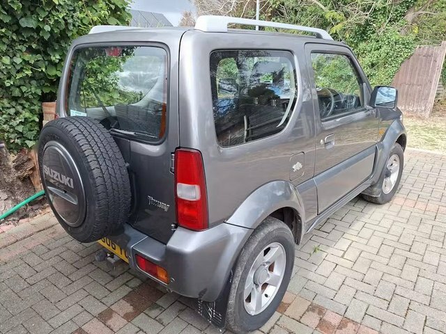 Suzuki Jimny 1.3 Jlx Suv 184 G Km 83 Bhp Grey #2