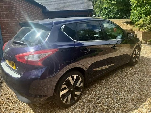 Nissan Pulsar 1.2 Dig-t Tekna Hatchback Euro 6 Blue #3