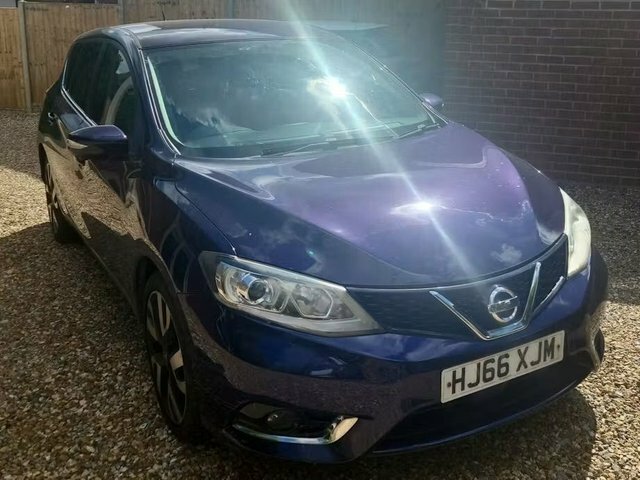 Nissan Pulsar 1.2 Dig-t Tekna Hatchback Euro 6 Blue