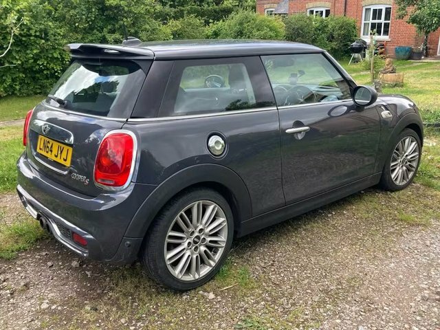 Mini Hatch 1.6 Cooper Chili Pack 17 Inch Alloys 8 Ser Black #3