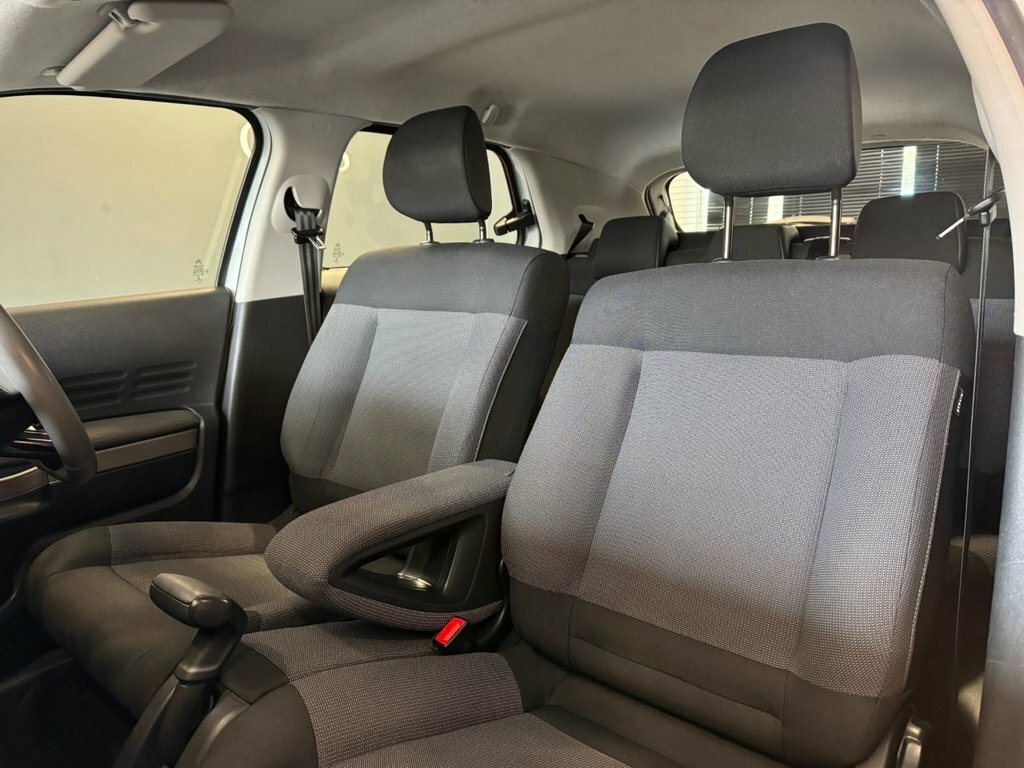 Citroen C4 Cactus 1.2L Feel White #4