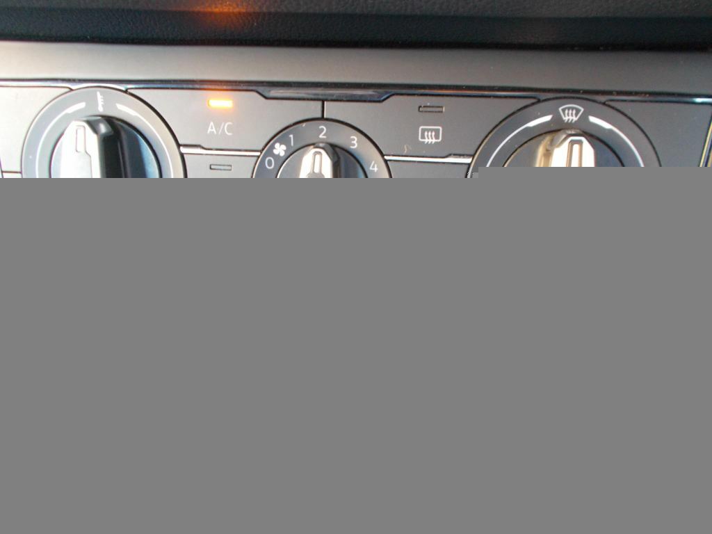 Volkswagen Polo Evo Se Hatchback Grey #2