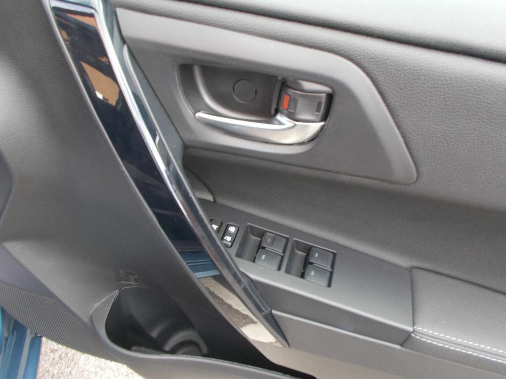 Toyota Auris Toyota Auris 1.8 Vvt-h Excel Hatchback Blue #3
