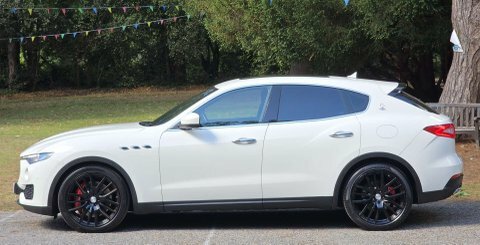 Maserati Levante Suv White #5