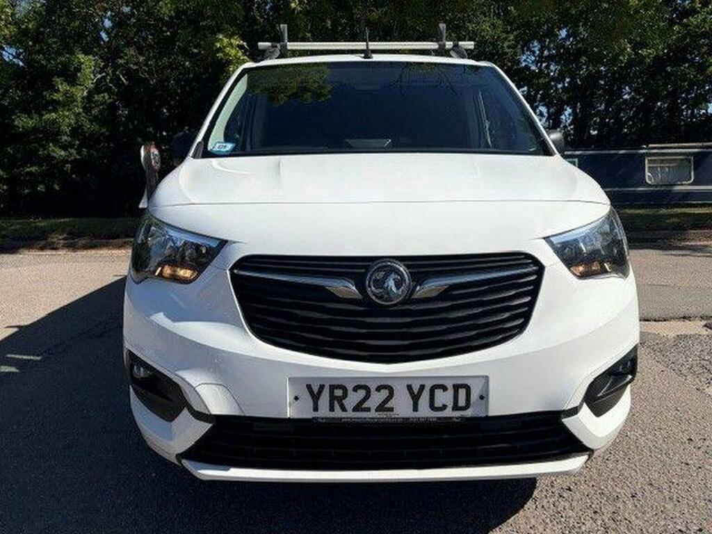 Vauxhall Combo 1.5 Turbo D 2300 Sportive L2 H1 Euro 6 White #2