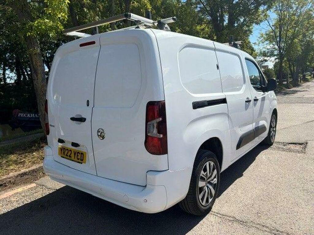 Vauxhall Combo 1.5 Turbo D 2300 Sportive L2 H1 Euro 6 White #6