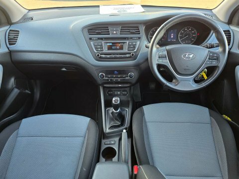 Hyundai I20 1.2 I20 Premium White #6
