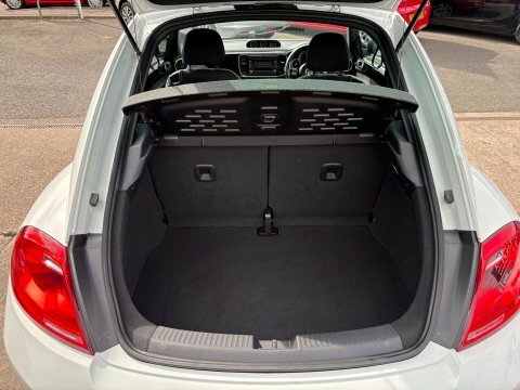 Volkswagen Beetle 1.6 Tdi Bluemotion Tech Red #19