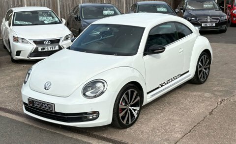 Volkswagen Beetle 1.6 Tdi Bluemotion Tech Red #24