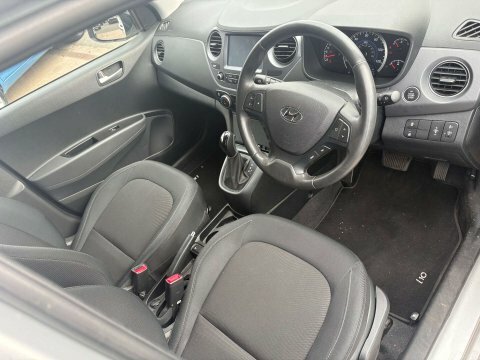 Hyundai I10 Se Blue #8