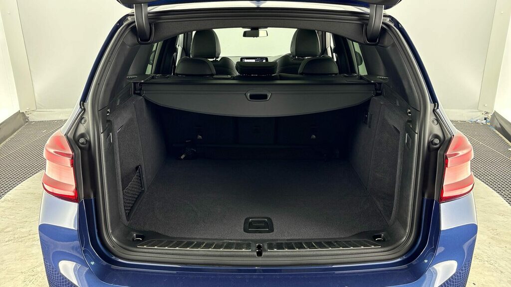 BMW iX3 M Sport Black #13