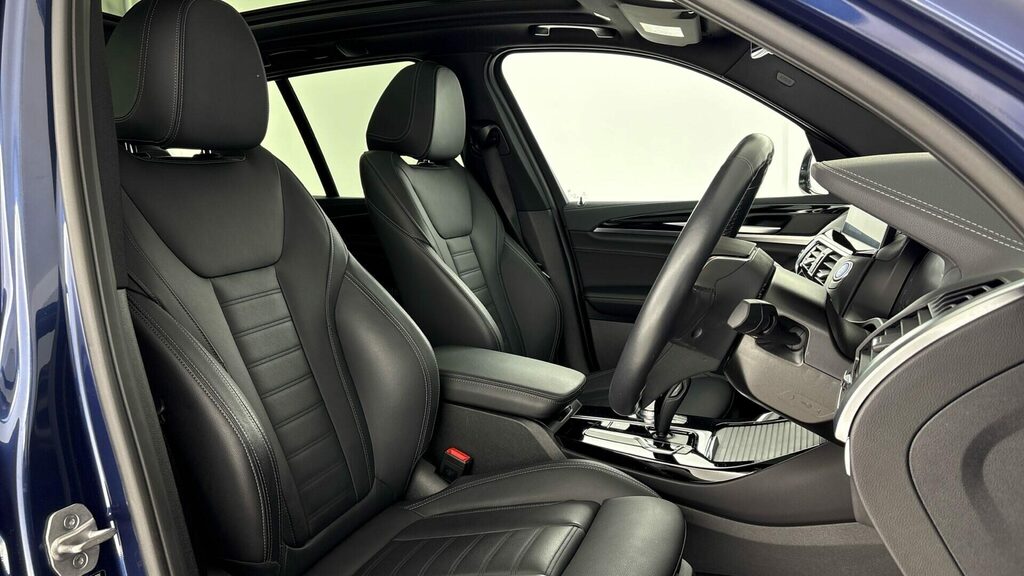 BMW iX3 M Sport Black #11