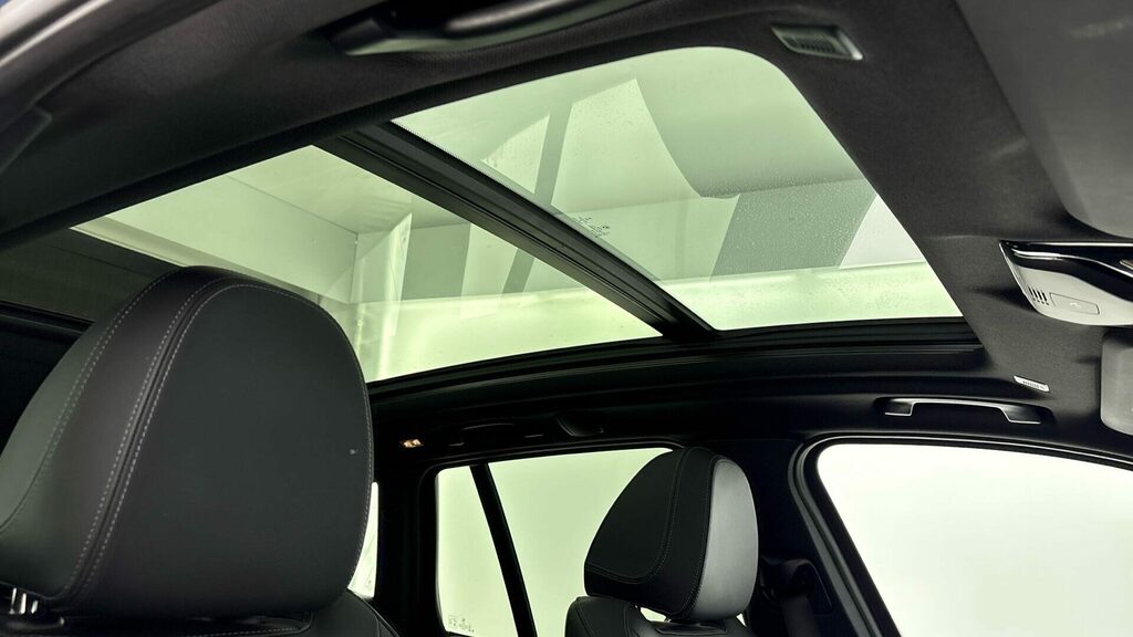 BMW iX3 M Sport Black #26