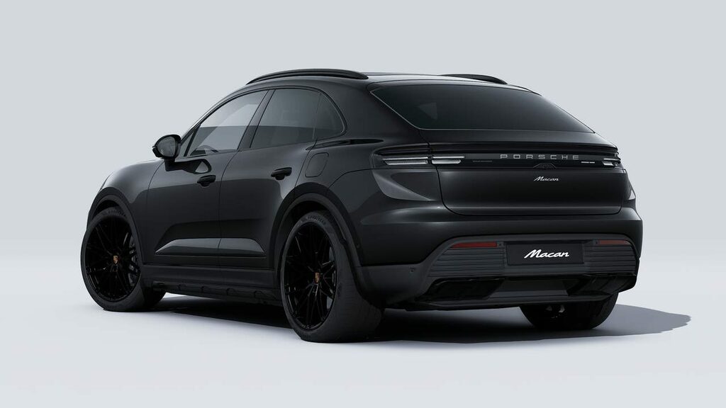 Porsche Macan Electric Black #3