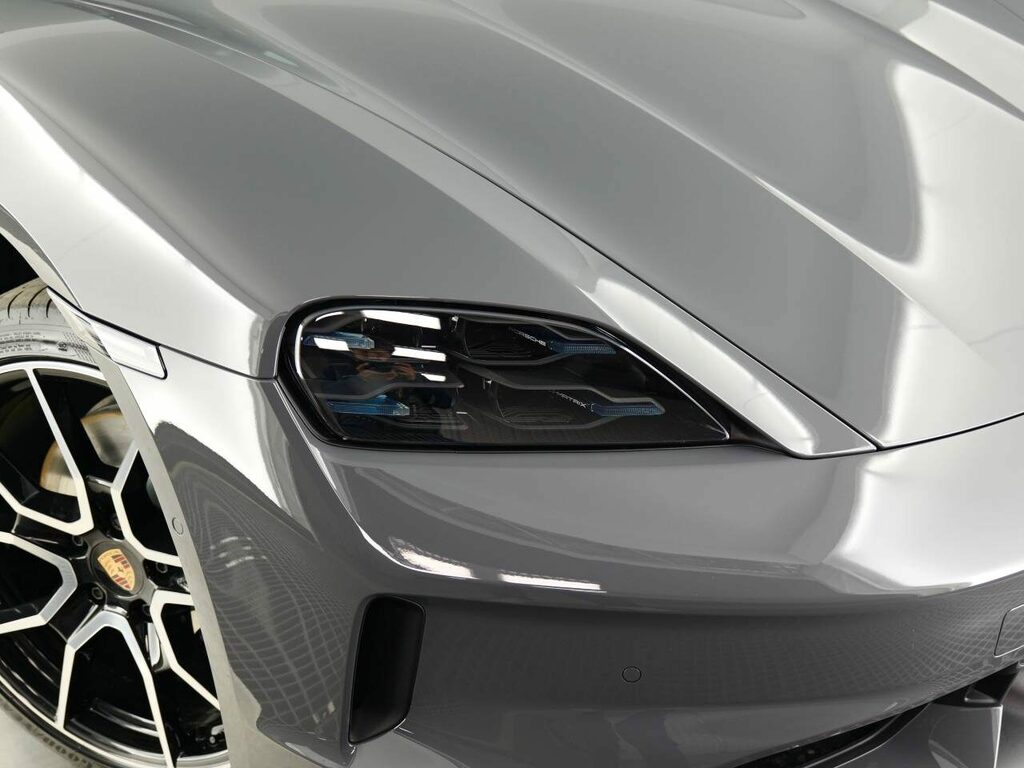 Porsche Taycan 4S #10