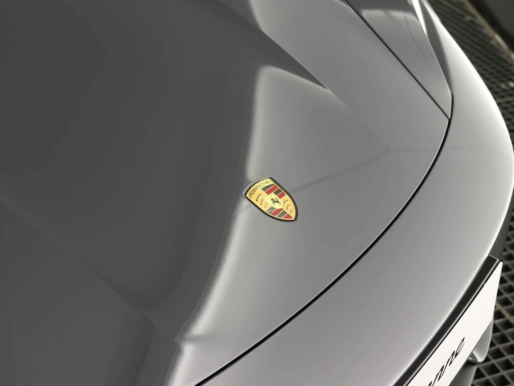 Porsche Taycan 4S #12