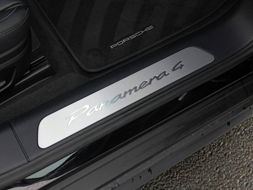 Porsche Panamera 4S E-hybrid 2026 2026 Black #38