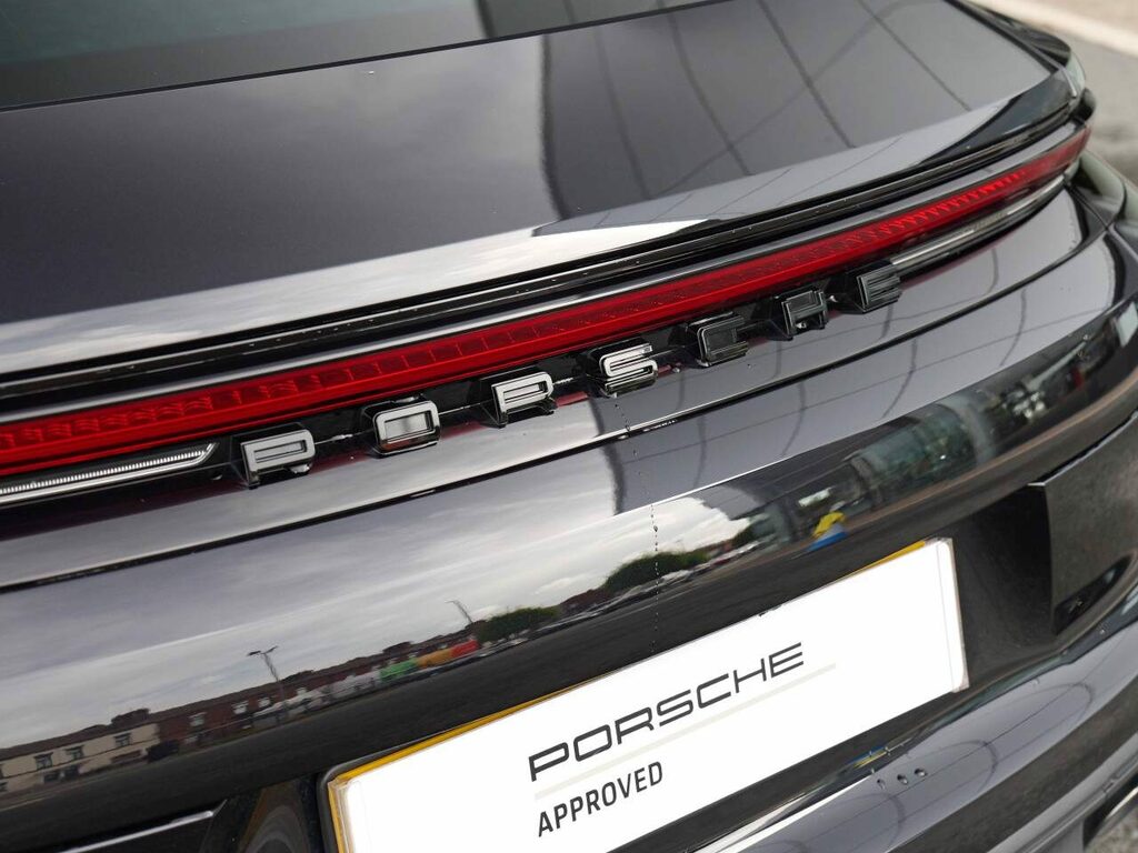 Porsche Panamera 4S E-hybrid 2026 2026 Black #16