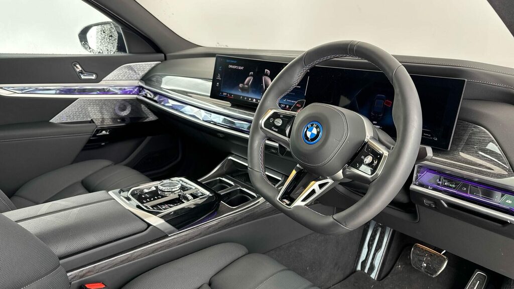 BMW 7 Series Saloon Blue #6