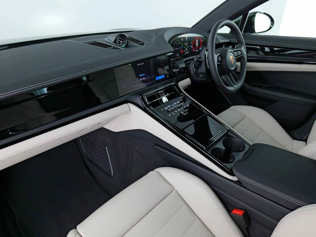 Porsche Panamera Hybrid Green #5