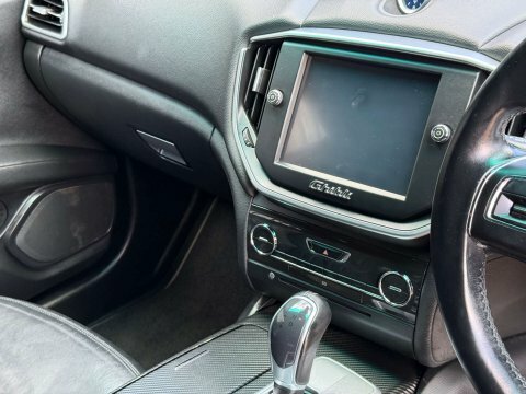 Maserati Ghibli Automatic Black #13