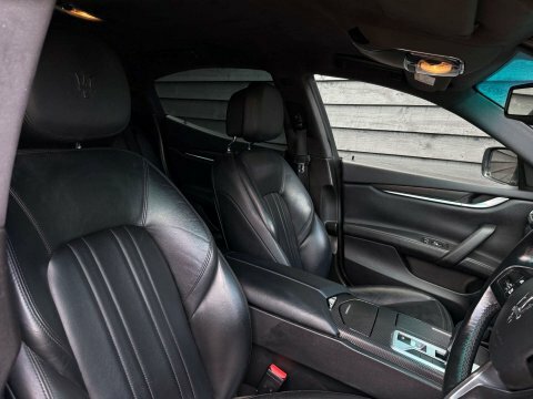 Maserati Ghibli Automatic Black #16